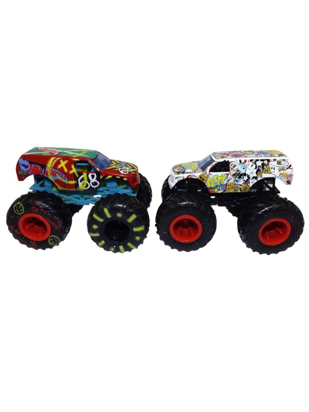 Hot Wheels Monster Jam Diecast Monster Truck Demo Derby Potty Central Trainer
